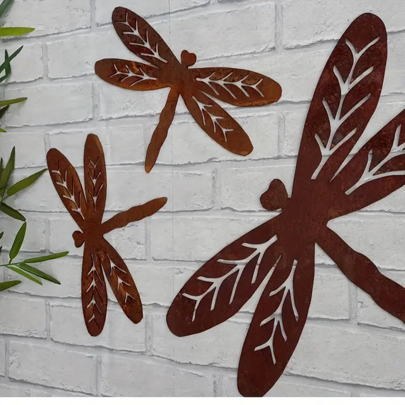 Dragonfly Décor